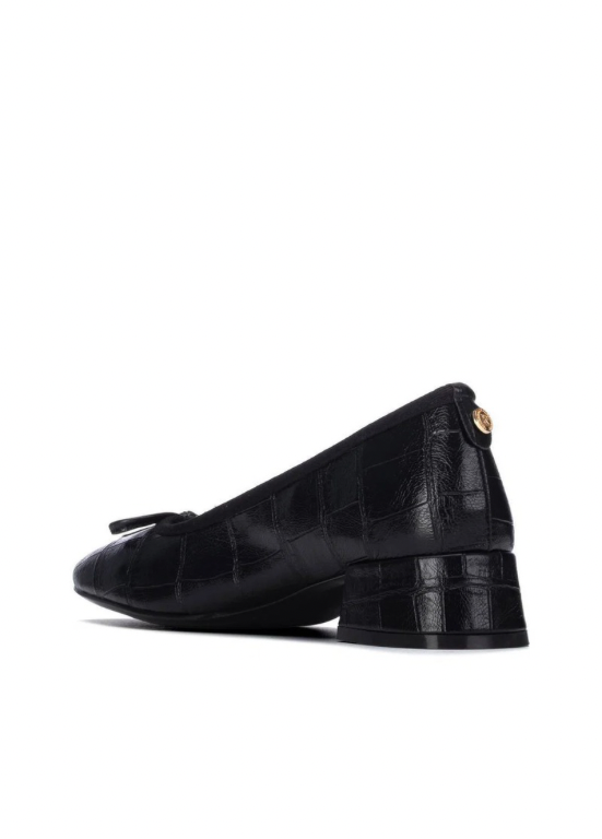 SAPATO TIPO PELE DE CROCODILO COM SALTO BAIXO - XTI SHOES