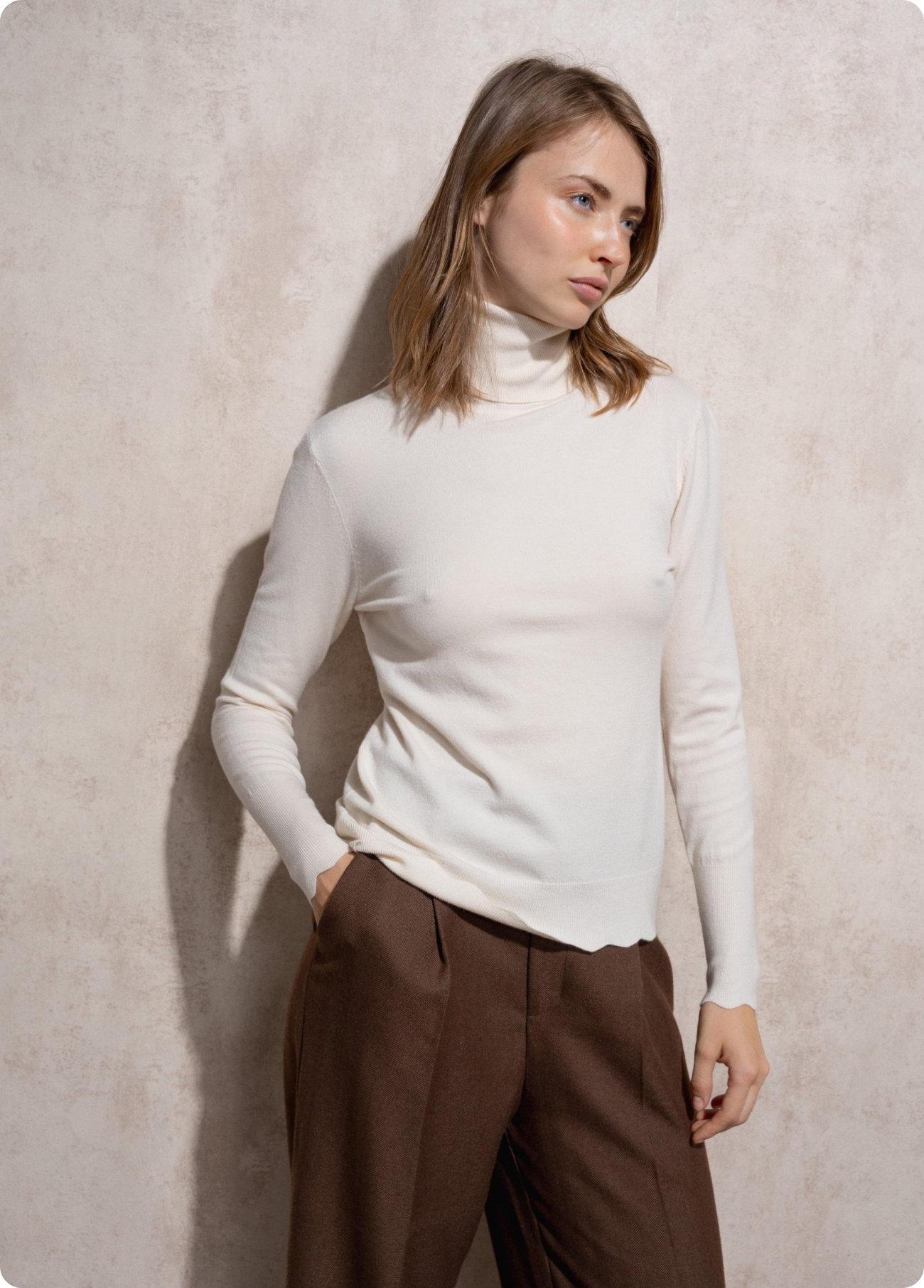 CAMISOLA DE MALHA GOLA ALTA COM BOTÕES DOURADOS - SMF