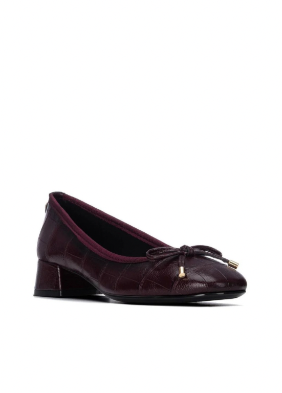 SAPATO TIPO PELE DE CROCODILO COM SALTO BAIXO - XTI SHOES