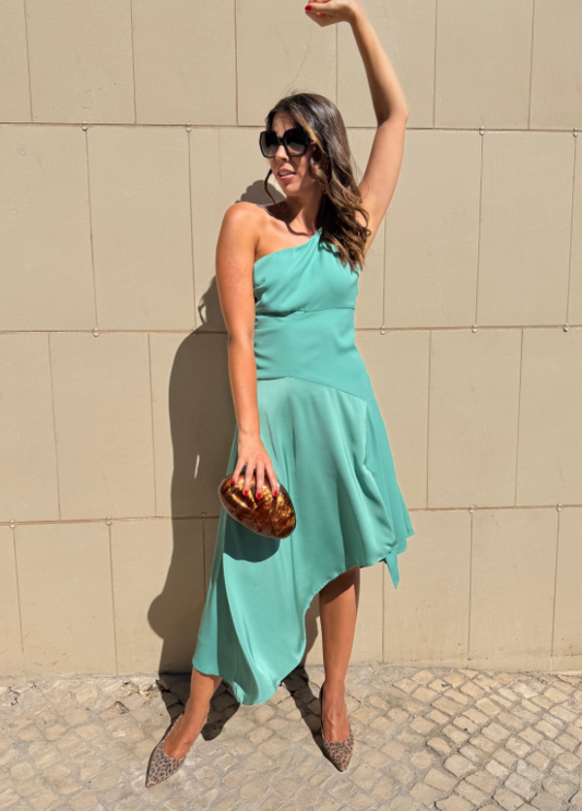 VESTIDO MIDI DE CORTE FLUIDO - ALIBY