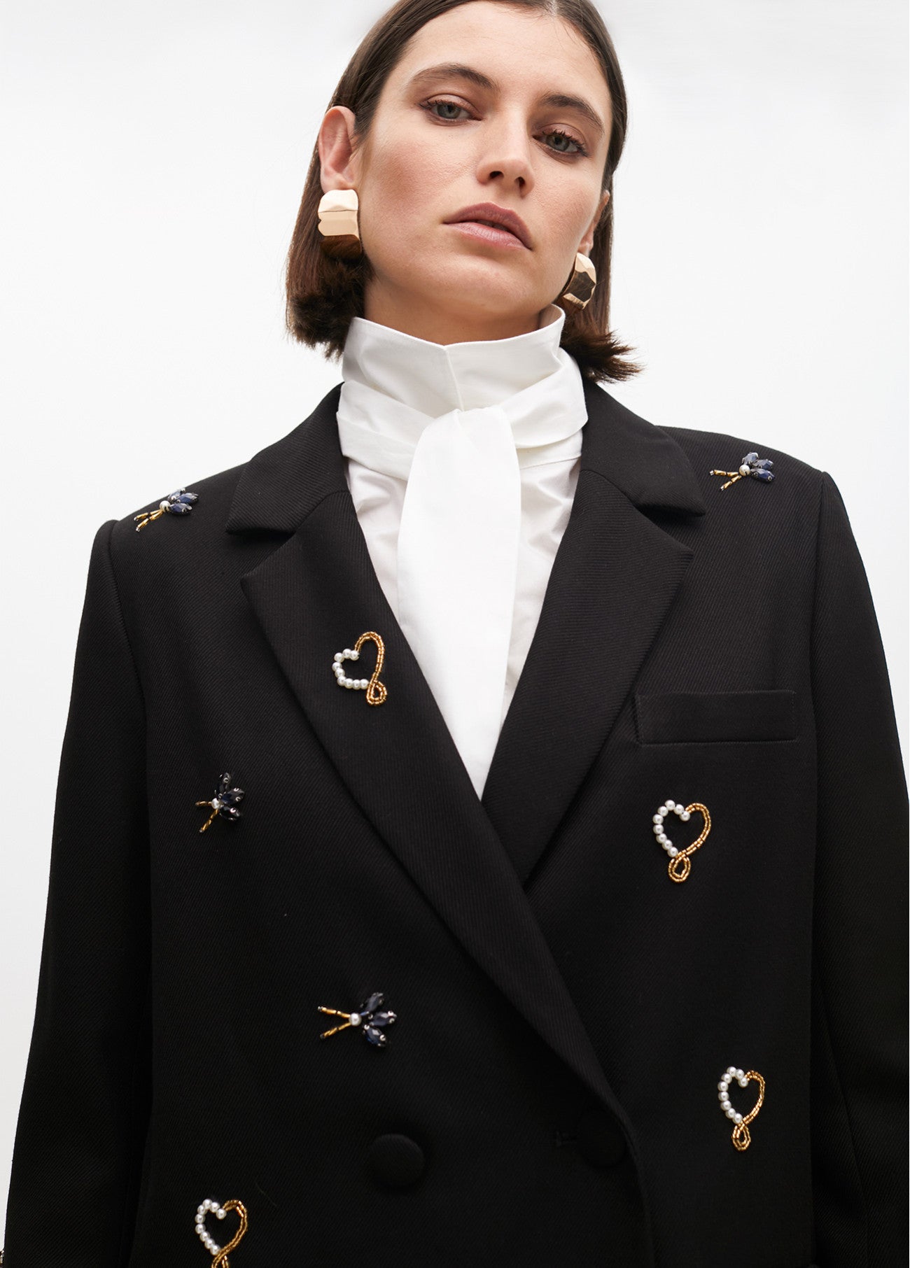 BLAZER BORDADO COM DETALHES DE JÓIAS - LOLA CASADEMUNT